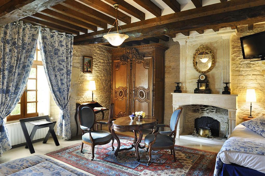 Hotel Le Manoir De Mathan Crepon A La Campagne 5 Mn D'Arromanches Et 10 Mn De Bayeux المظهر الخارجي الصورة
