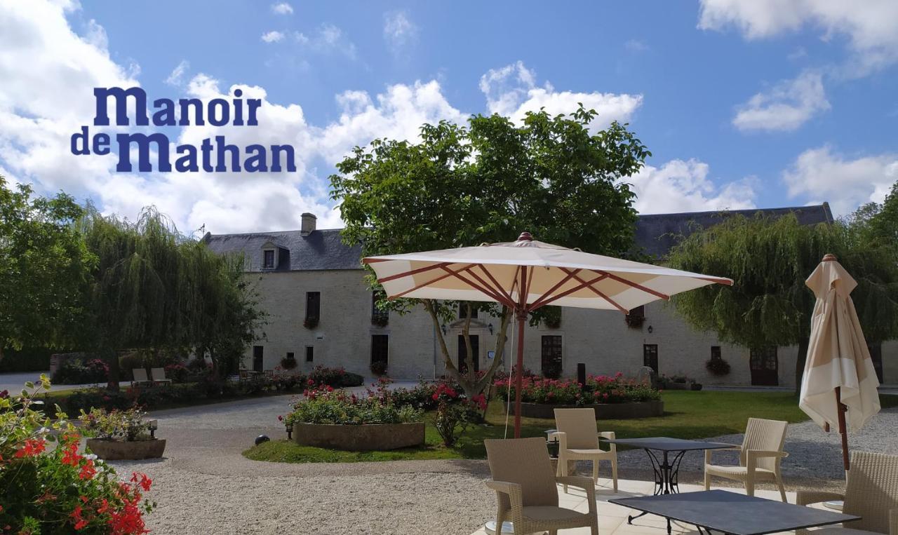 Hotel Le Manoir De Mathan Crepon A La Campagne 5 Mn D'Arromanches Et 10 Mn De Bayeux المظهر الخارجي الصورة