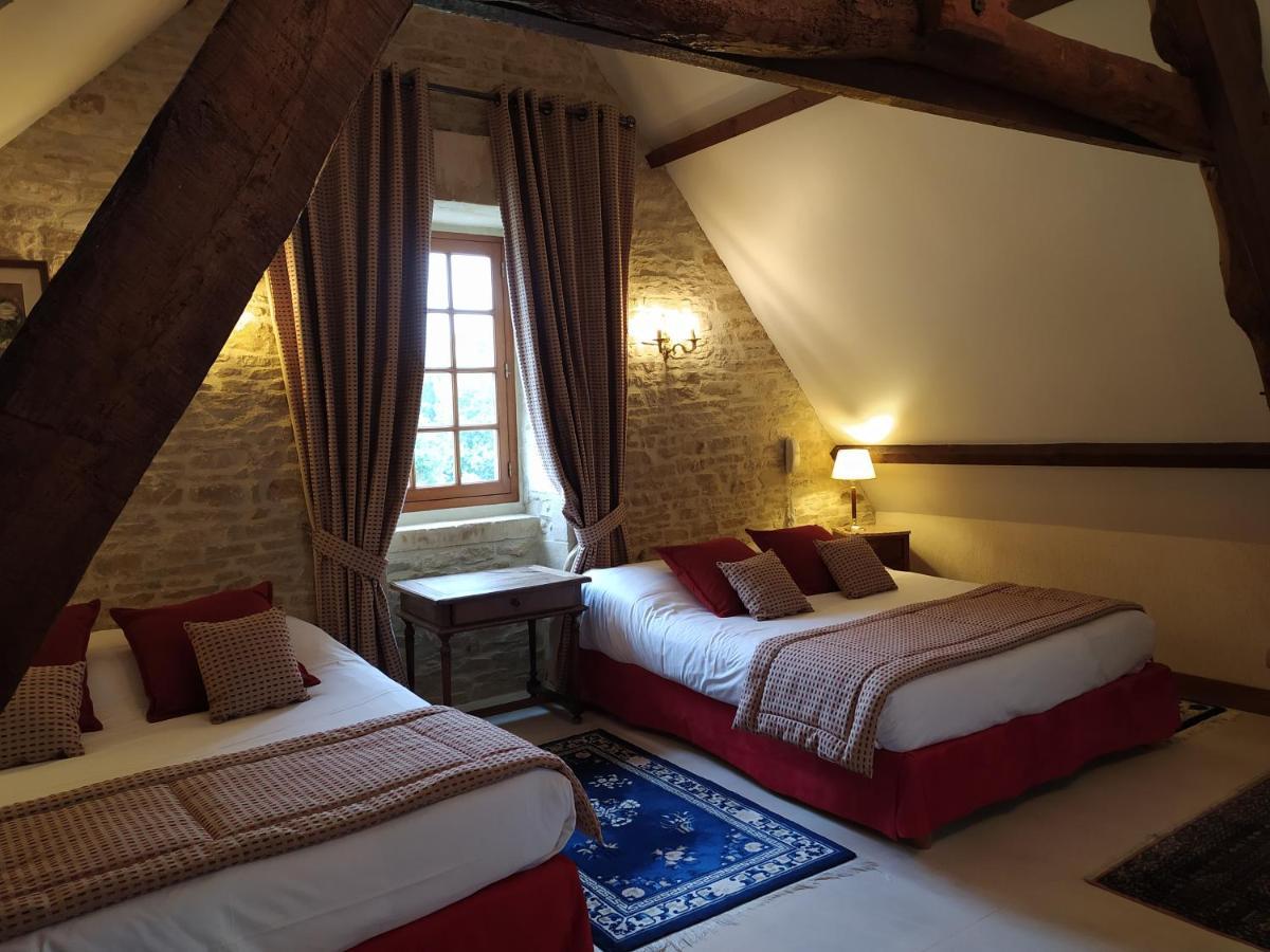 Hotel Le Manoir De Mathan Crepon A La Campagne 5 Mn D'Arromanches Et 10 Mn De Bayeux المظهر الخارجي الصورة