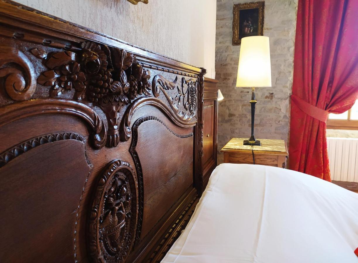 Hotel Le Manoir De Mathan Crepon A La Campagne 5 Mn D'Arromanches Et 10 Mn De Bayeux المظهر الخارجي الصورة